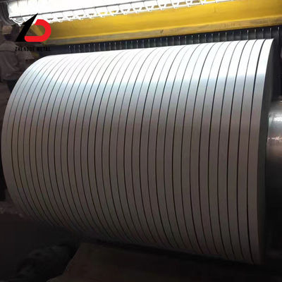 Laminato a Caldo Acciaio al Carbonio Bobina Fornendo Superficie Liscia e Elevata Duttilità per Versatili Applicazioni di Lavorazione dei Metalli
