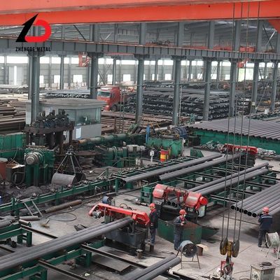 Tubo di acciaio al carbonio senza cuciture di precisione St52, St35, St42, St45, X42, X52 laminato a caldo