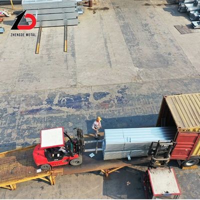 Q235 Edilizia prefabbricata Struttura in acciaio personalizzata S235 S275jr