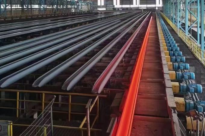 GB JIS AISI Acciaio al carbonio U-canale resistenza all'usura Acciaio mite U-canale 2