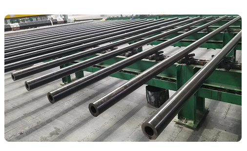 En ASTM API S355 A53b A106 Gr. B A336 Struttura di carbonio tubo di acciaio senza saldatura di grande diametro parete spessa Sch20 lega tubo di caldaia a pressione di fluido senza saldatura tubo API 5