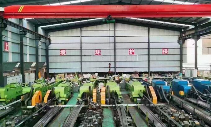 Pre-consegna ispezione grande magazzino diametro esterno 4-260 mm altezza standard 10# 20# Q345b 20cr 40cr 20crmo precisione tubo di acciaio senza cuciture 2
