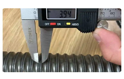 Trasporto a caldo rotolo rotondo / perforazione automatica del bullone di ancoraggio 5